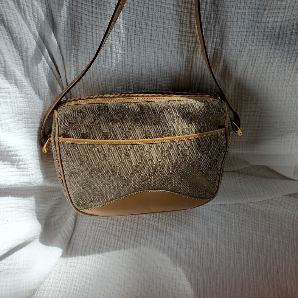 Gucci crossbody